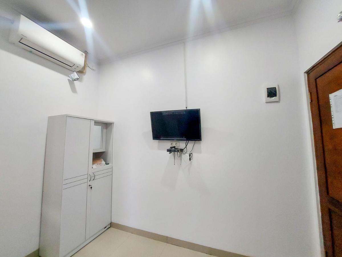 Benhill Syariah 2 Mitra Reddoorz 2* Jakarta